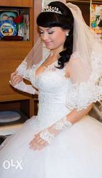 Шикарное свадебное платье в Николаеве